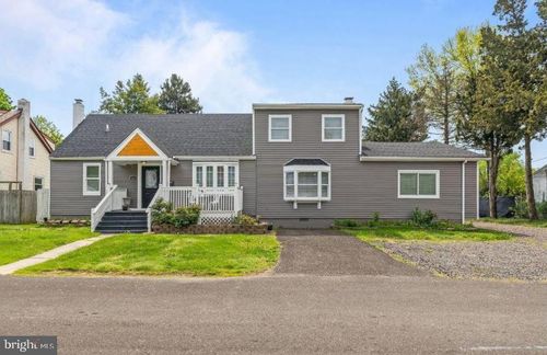 1039 Clinton Ave, BENSALEM, PA, 19020-6417 | Card Image