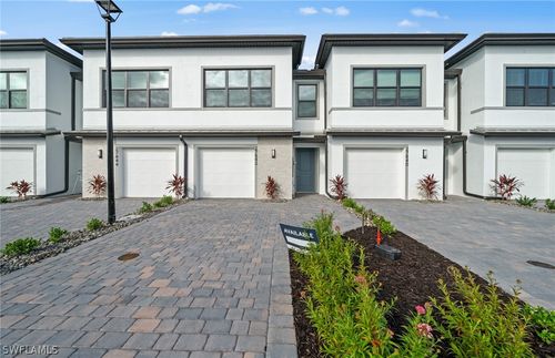 27905 Radiant Ct, BONITA SPRINGS, FL, 34135-3569 | Card Image