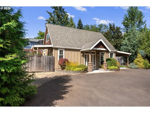 8615 Sw Pinebrook St, Tigard, OR, 97224-5831 | Card Image