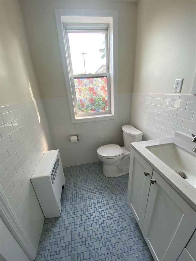 1 - 12 15 Th St, House other with 2 bedrooms, 1 bathrooms and null parking in Bayonne NJ | Image 6
