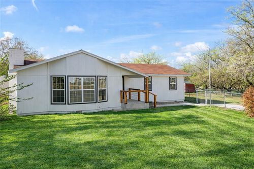 5748 N Graham Rd, Springdale, AR, 72762-8052 | Card Image