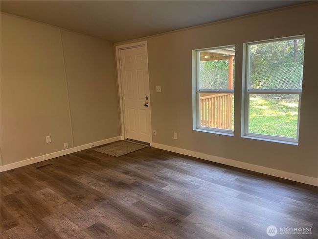 Formal Entry to deck | Image 11