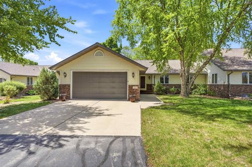 30 Country Club Court, Fond Du Lac, WI, 54935 | Card Image