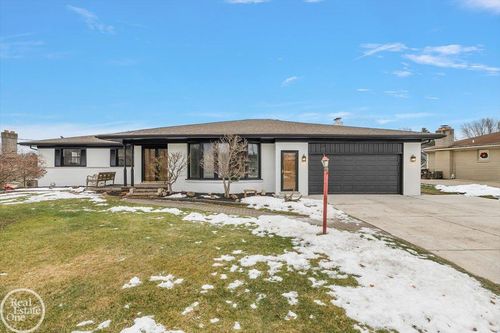 5594 Woodmire Dr, Shelby Township, MI, 48316-1745 | Card Image