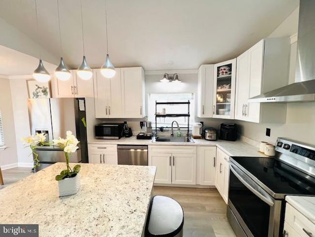 10166 Guilford Rd, House other with 5 bedrooms, 3 bathrooms and null parking in JESSUP MD | Image 8