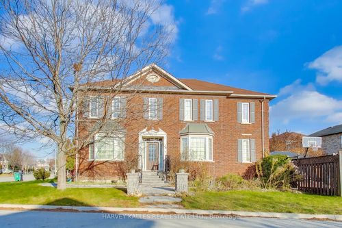 29 Ness Rd, Brampton, ON, L6Y5N9 | Card Image