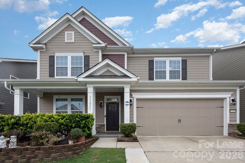 11231 Streamwood Ln Nw, Concord, NC, 28027-8391 | Card Image