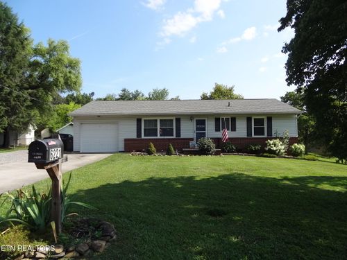 6221 Lilywood Ln, Knoxville, TN, 37921-4116 | Card Image