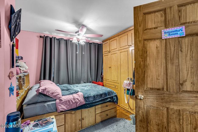 662 Avenue E, Home with 5 bedrooms, 3 bathrooms and null parking in Bayonne NJ | Image 8