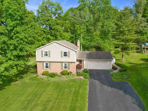 14 Burncoat Way, Pittsford, NY, 14534-2216 | Card Image