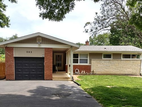 203 S See Gwun Ave, Mount Prospect, IL, 60056-3050 | Card Image