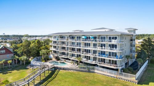 506-8747 Navarre Park Ln, Navarre, FL, 32566 | Card Image