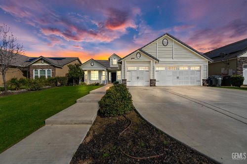 13612 Star Shine Drive, Bakersfield, CA, 93314 | Card Image