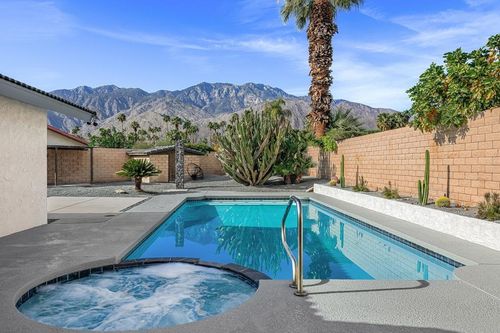 3534 Las Pampas Way, Palm Springs, CA, 92264-3501 | Card Image