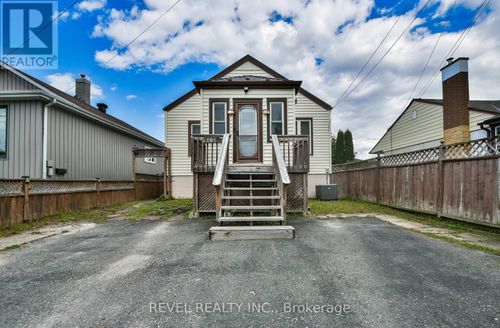 418 Maple St S, Timmins, ON, P4N1Z8 | Card Image