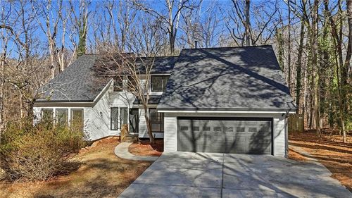 8975 Martin Rd, Roswell, GA, 30076-3260 | Card Image