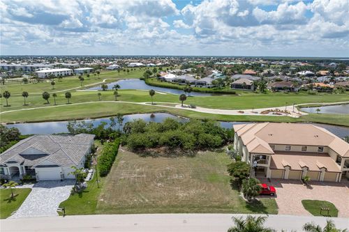 2053 Padre Island Dr, PUNTA GORDA, FL, 33950-8139 | Card Image