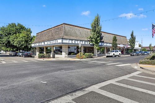 1300 Broadway Ave, Atwater, CA, 95301-4331 | Card Image