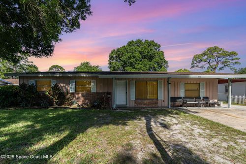 935 Varr Ave, ROCKLEDGE, FL, 32955-2028 | Card Image