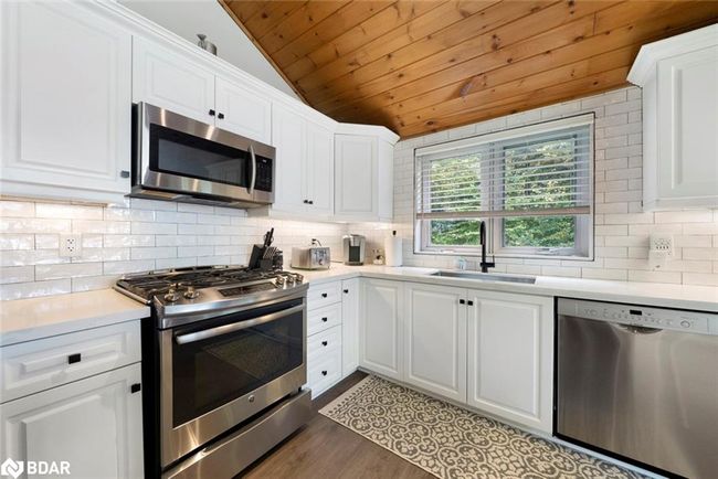12 - 1202 Windermere Rd, House other with 3 bedrooms, 2 bathrooms and 4 parking in Utterson ON | Image 25