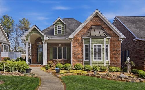 3359 York Rd, Winston-Salem, NC, 27106-5457 | Card Image