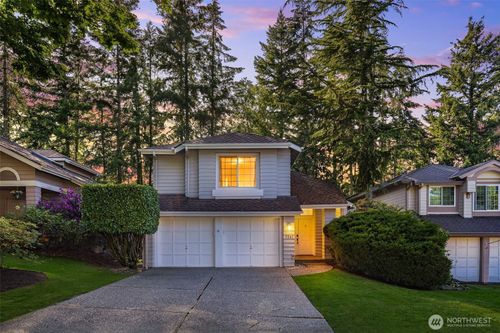 3541 252nd Place Se, Sammamish, WA, 98029 | Card Image