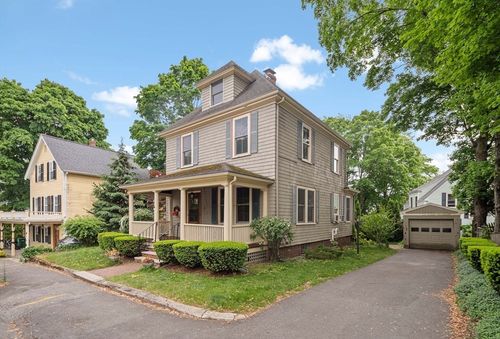 24 Mount Vernon St, Reading, MA, 01867-2535 | Card Image