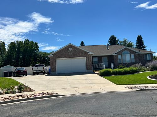 1417 W 1360 N, Clinton, UT, 84015-6683 | Card Image