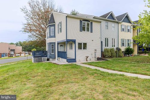 628 Knightsbridge Dr, HAGERSTOWN, MD, 21740-7479 | Card Image