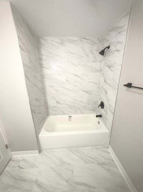 1803 N Riverside Dr, Mchenry, IL, 60050-4503 | Card Image