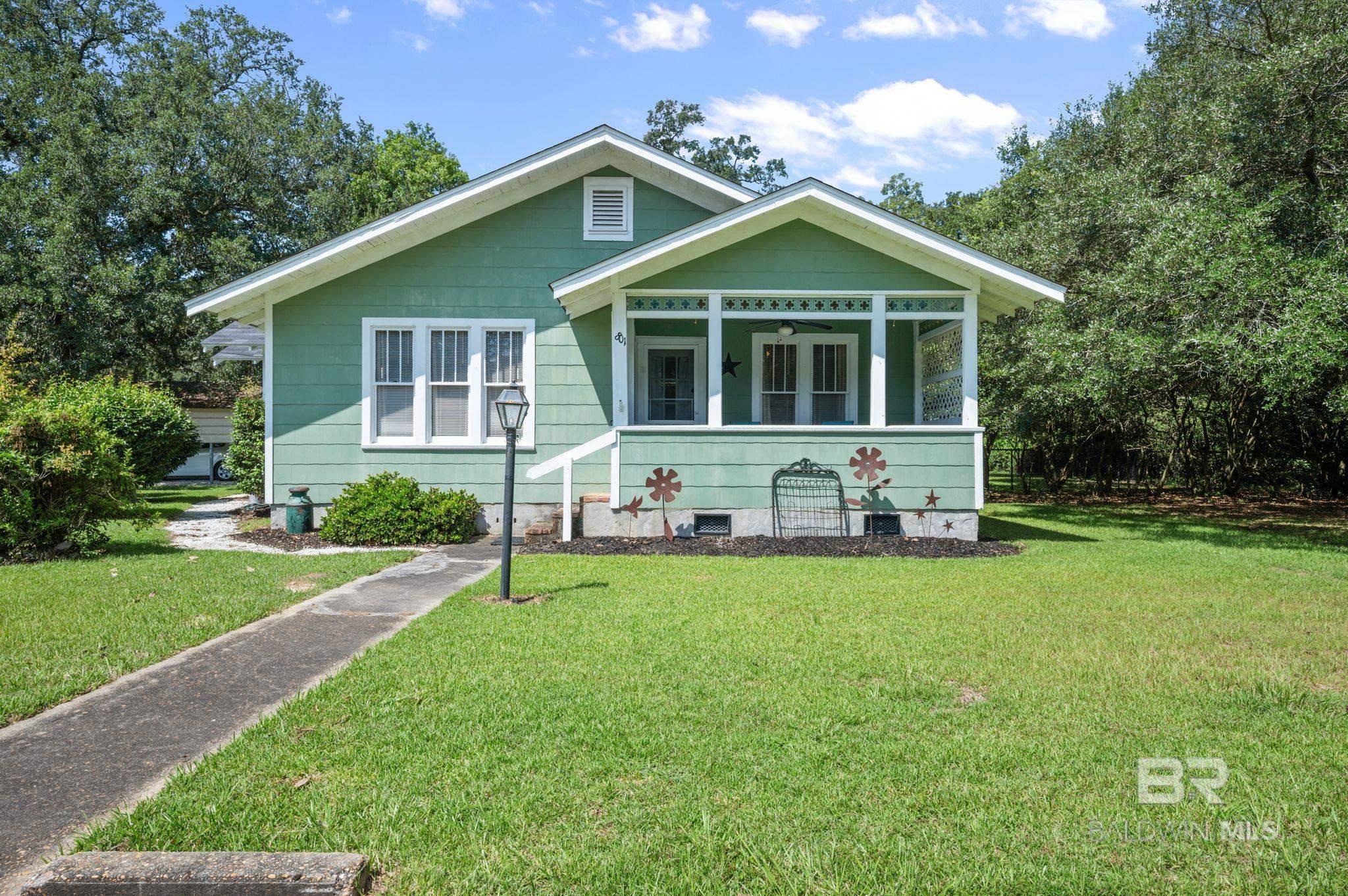 Hand Ave, Bay Minette, AL 36507