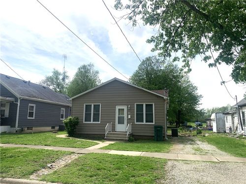 507 N Poplar Street, Pana, IL, 62557 | Card Image