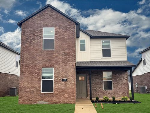 479 S Neon Ave, Fayetteville, AR, 72704 | Card Image