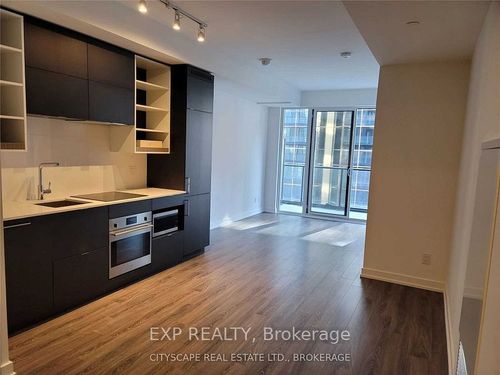 607-20 Edward St, Toronto, ON, M5G0C5 | Card Image