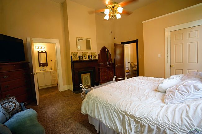 800 E Austin St, House other with 3 bedrooms, 2 bathrooms and null parking in Marshall TX | Image 8