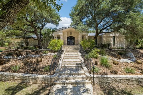 8615 Summer Song Cir, Fair Oaks Ranch, TX, 78015-4433 | Card Image