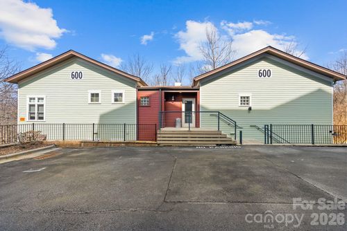 202-600 N Skyloft Dr, Asheville, NC, 28801 | Card Image