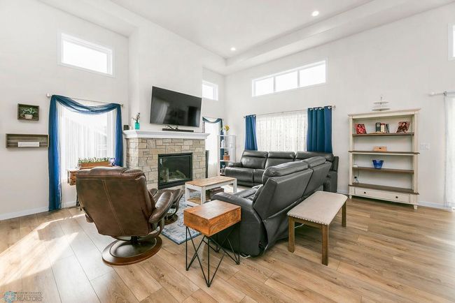Living Area | Image 5