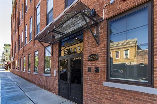 apt-211-6200 Hudson Ave, West New York, NJ, 07093-3064 | Card Image