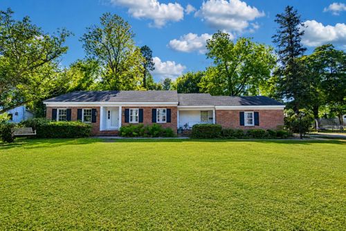 715 N Park St, Mullins, SC, 29574-2117 | Card Image