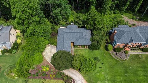 11785 Mountain Laurel Dr, Roswell, GA, 30075-1876 | Card Image