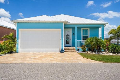 3026 Trawler Ln, ST. JAMES CITY, FL, 33956-2360 | Card Image