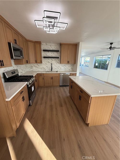 13508 Benfield Ave, Norwalk, CA, 90650-3619 | Card Image