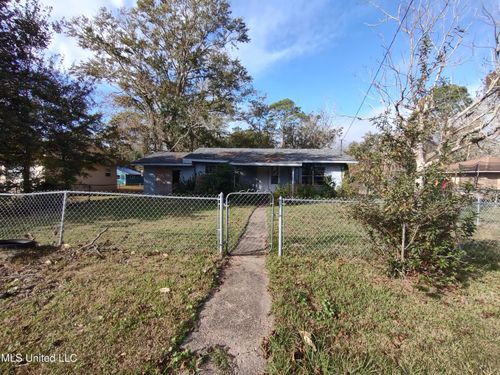 4513 Pine Street, Moss Point, MS, 39563 | Card Image