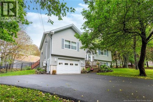 360 Gondola Point Rd, Rothesay, NB, E2E1X5 | Card Image
