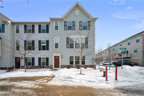 1397 Annette Ct, Lakewood, OH, 44107-3049 | Card Image