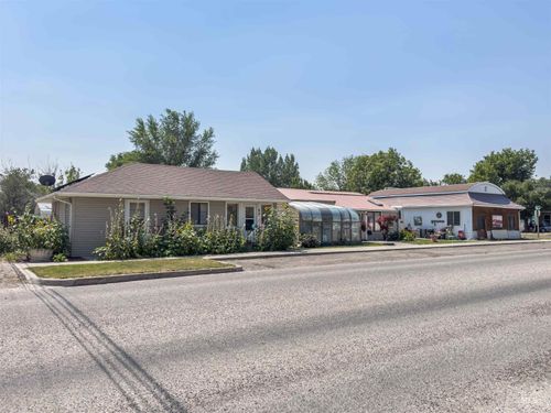 401 E 16th St, Burley, ID, 83318-1914 | Card Image