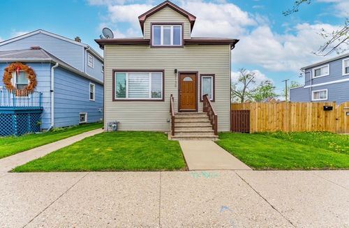 2130 N 75th Ct, Elmwood Park, IL, 60707-3001 | Card Image