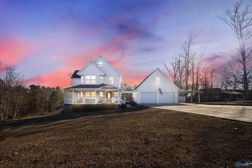 331 Rockhaven Dr, Guntersville, AL, 35976-5029 | Card Image