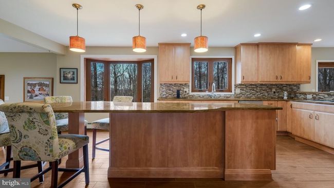 35 Declaration Dr, House other with 4 bedrooms, 3 bathrooms and null parking in NEWTOWN PA | Image 12